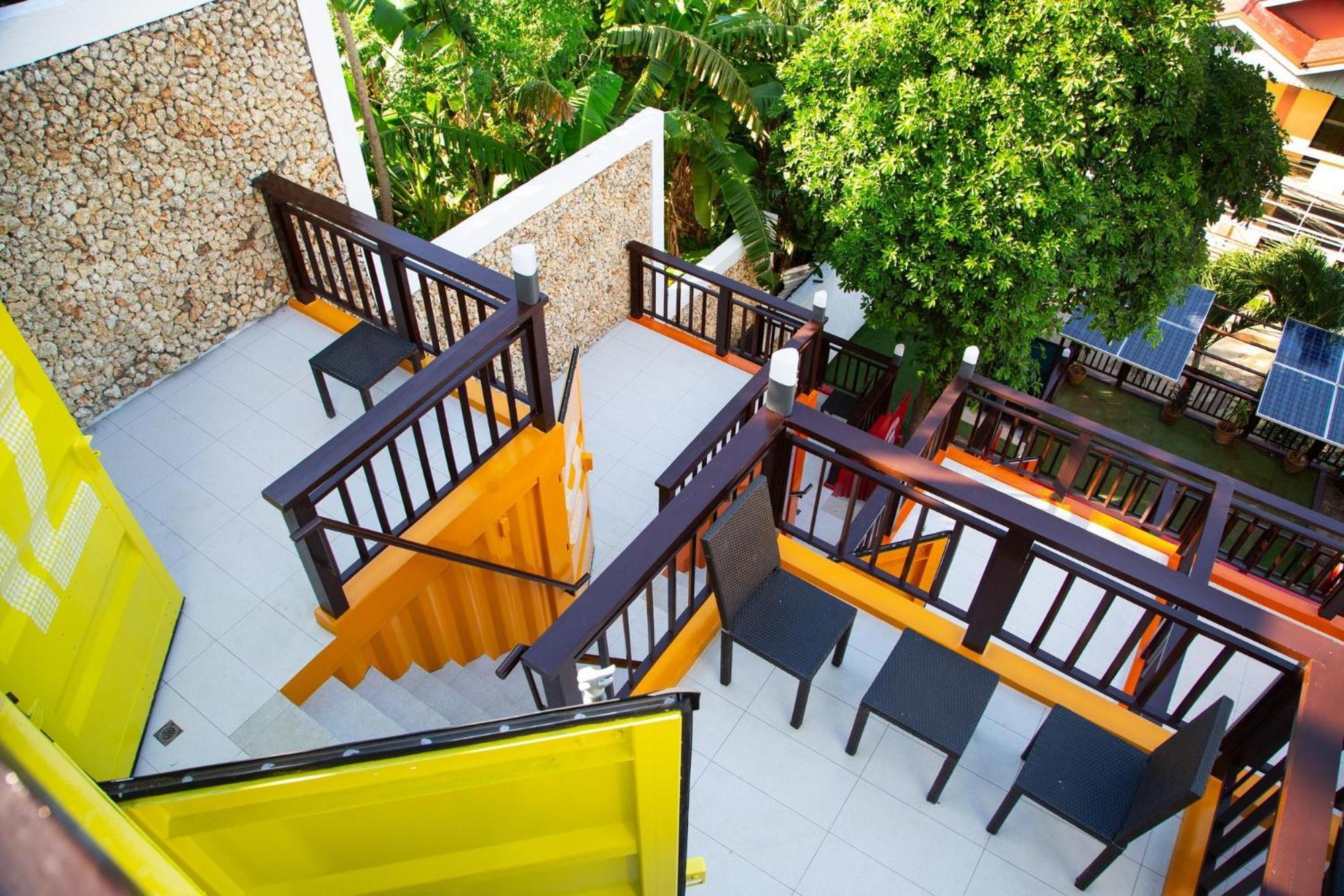 Chillax Boracay Hostel Yapak Exterior foto
